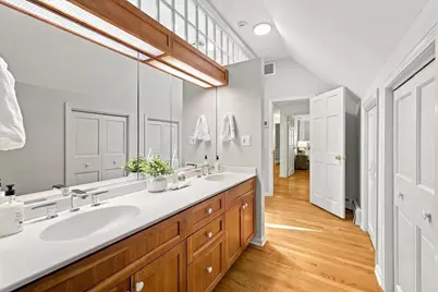 52 W Elm St, Hopkinton, MA 01748 - Photo 21