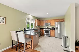 117 Ingell St, Taunton, MA 02780 - Photo 9