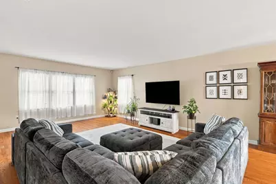 117 Ingell St #B, Taunton, MA 02780 - Photo 5