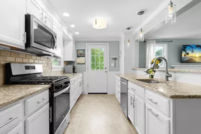 11 Lookout Avenue, Natick, MA 01760 - Photo 9