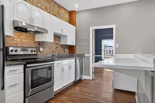 11 Medford St, Chelsea, MA 02150 - Photo 5