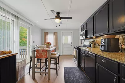 81 Pleasant Street, Franklin, MA 02038 - Photo 7