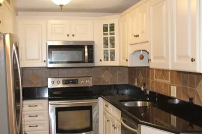 402 Twin Lakes Dr #402, Halifax, MA 02338 - Photo 5