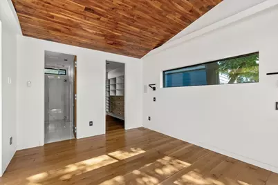 201R Savin Hill Avenue, Boston, MA 02125 - Photo 17
