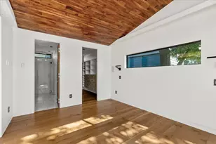 201R Savin Hill Ave, Boston, MA 02125 - Photo 17