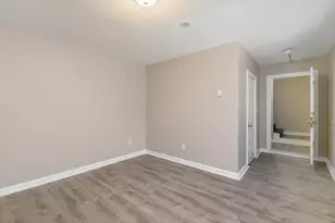 33 Garfield St, Lawrence, MA 01843 - Photo 11