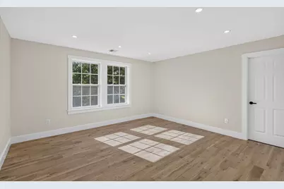 11 Lorenzo Street, Worcester, MA 01604 - Photo 17