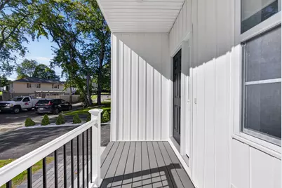 11 Lorenzo Street, Worcester, MA 01604 - Photo 3