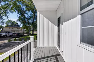 11 Lorenzo St, Worcester, MA 01604 - Photo 3