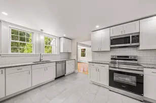 547 Turnpike St, Easton, MA 02375 - Photo 3