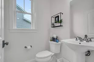 7 E Dexter Ave, Woburn, MA 01801 - Photo 5