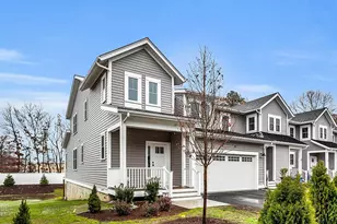 7 E Dexter Ave, Woburn, MA 01801 - Photo 1