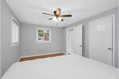 100 Village Dr, Dracut, MA 01826 - Photo 15