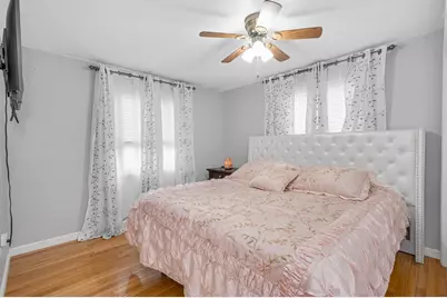 100 Village Dr, Dracut, MA 01826 - Photo 19
