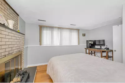 100 Village Dr, Dracut, MA 01826 - Photo 27