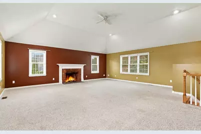 10 Jonathan Cir, Rutland, MA 01543 - Photo 27