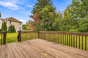 10 Jonathan Cir, Rutland, MA 01543 - Photo 13