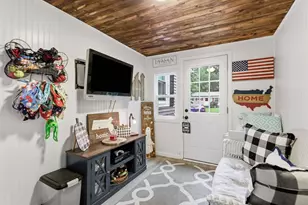 91 Hudson St, Springfield, MA 01118 - Photo 17