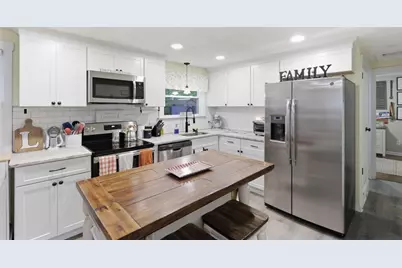 91 Hudson St, Springfield, MA 01118 - Photo 9