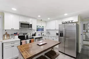 91 Hudson St, Springfield, MA 01118 - Photo 9