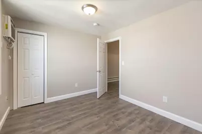 33 Garfield St, Lawrence, MA 01843 - Photo 5