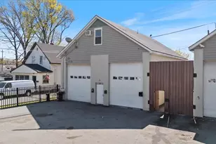33 Garfield St, Lawrence, MA 01843 - Photo 1