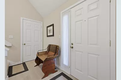 1 Victoria Drive #2, Auburn, MA 01501 - Photo 5