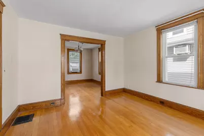 14 Poole St, Medford, MA 02155 - Photo 9