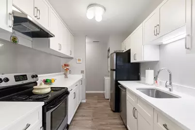 19 Paris St #203, Medford, MA 02155 - Photo 5