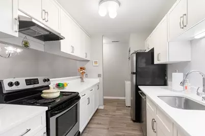 19 Paris St #203, Medford, MA 02155 - Photo 3