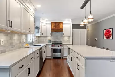 24 Darlene Dr, Southborough, MA 01772 - Photo 5