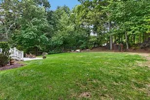 24 Darlene Dr, Southborough, MA 01772 - Photo 27