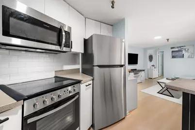 259 Beacon St #4, Boston, MA 02116 - Photo 13