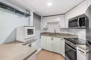 259 Beacon St, Boston, MA 02116 - Photo 17