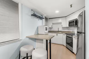 259 Beacon St, Boston, MA 02116 - Photo 15