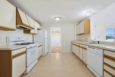71 Parker Ave, Newton, MA 02459 - Photo 9
