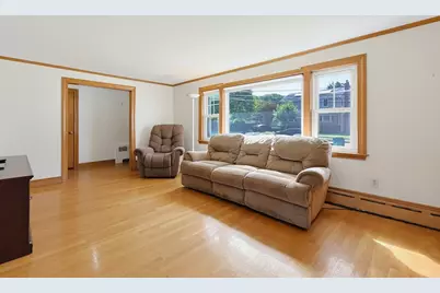 71 Parker Ave, Newton, MA 02459 - Photo 17