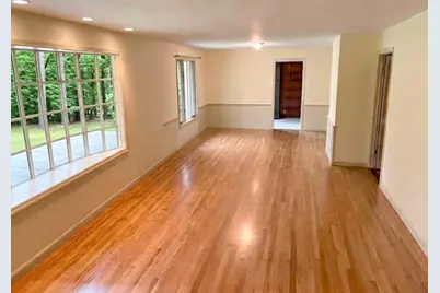 185 Redfern Dr, Longmeadow, MA 01106 - Photo 7