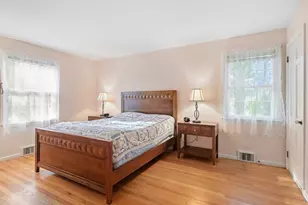 185 Redfern Dr, Longmeadow, MA 01106 - Photo 17