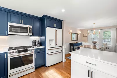 21 Hereford Rd, Marblehead, MA 01945 - Photo 11