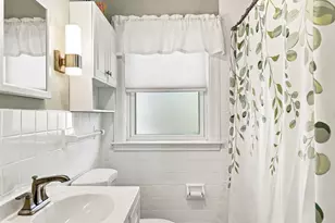 30 Ocean Ave, Marblehead, MA 01945 - Photo 17