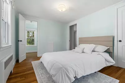 31 Zeller St, Boston, MA 02131 - Photo 23