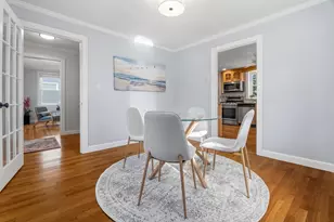 31 Zeller St, Boston, MA 02131 - Photo 9