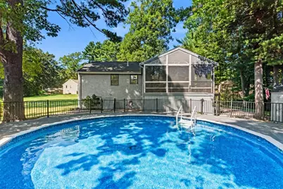 10 Jason Cir, North Attleboro, MA 02760 - Photo 19