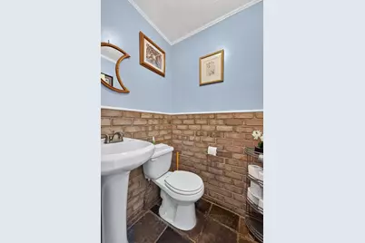 189 Washington St, Canton, MA 02021 - Photo 17