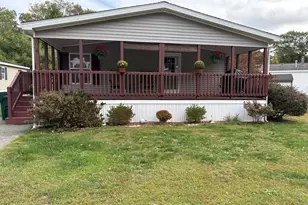 11 Medallion Rd, Holbrook, MA 02343 - Photo 1