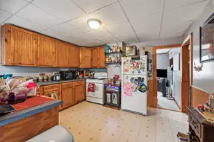 88 Wordsworth St, Boston, MA 02128 - Photo 5