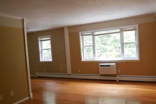 261 Regency Park Dr, Agawam, MA 01001 - Photo 5