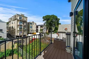 86 Princeton St, Boston, MA 02128 - Photo 25