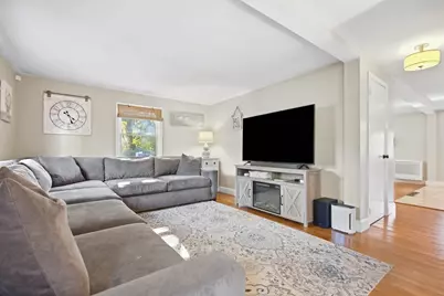 27 Pickering Street, Danvers, MA 01923 - Photo 9